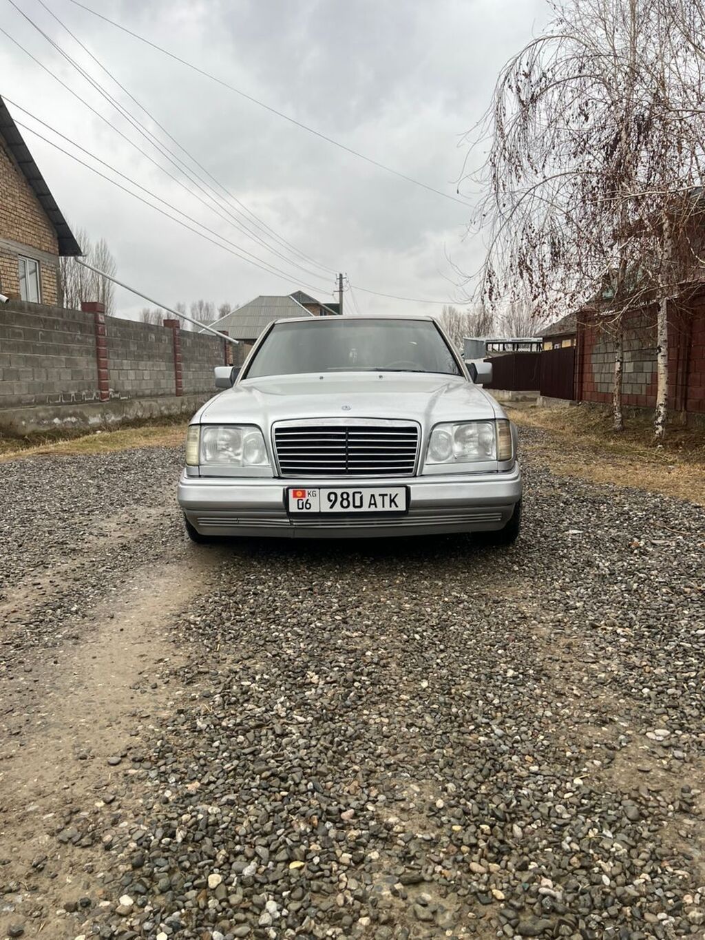 Mercedes-Benz W124