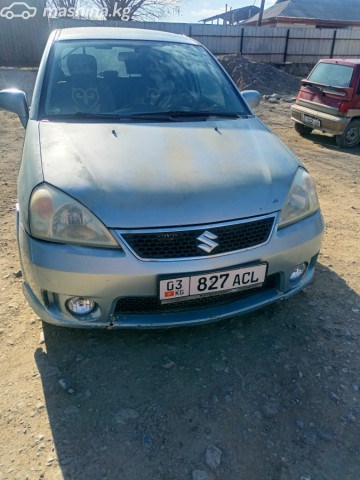Suzuki Liana