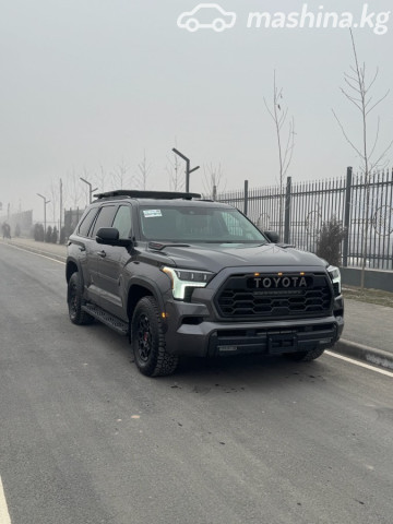 Toyota Sequoia
