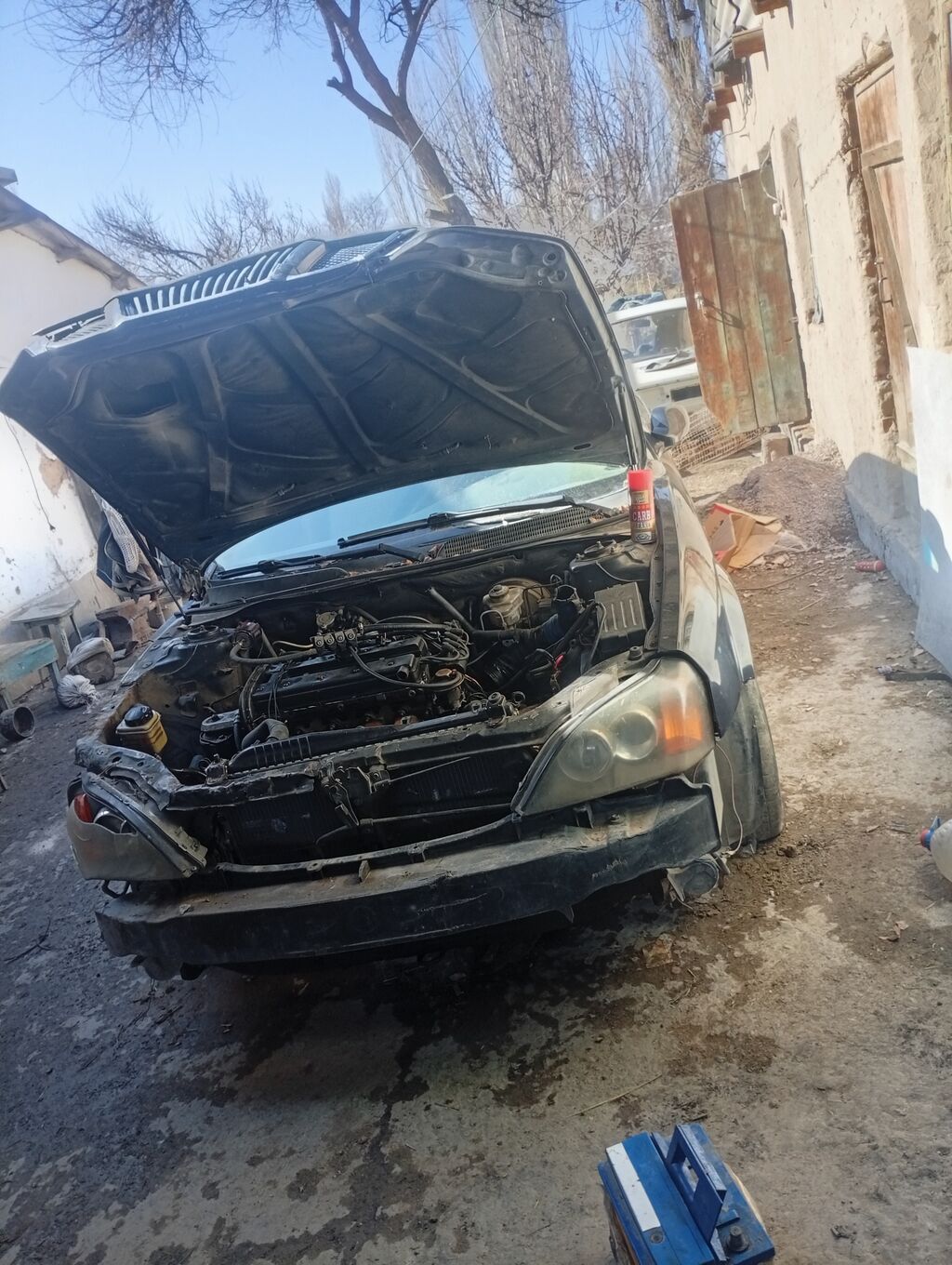 Машина заводится есть стук можно под востоновление и под ремонт срочно