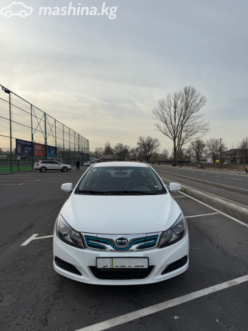 BYD E5