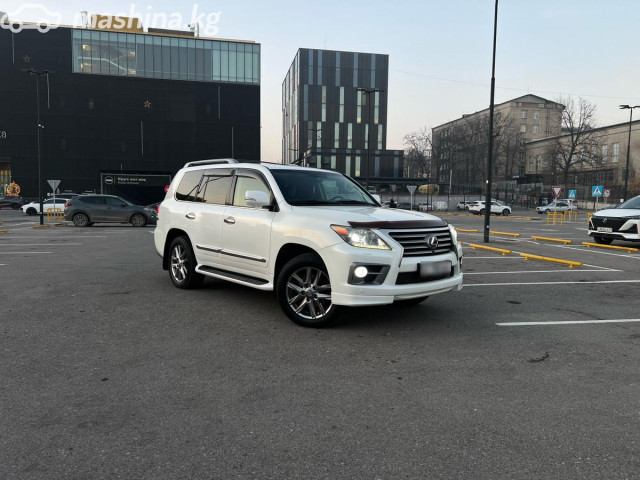 Lexus LX