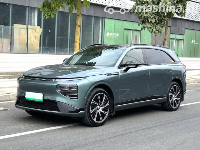 Xpeng G9