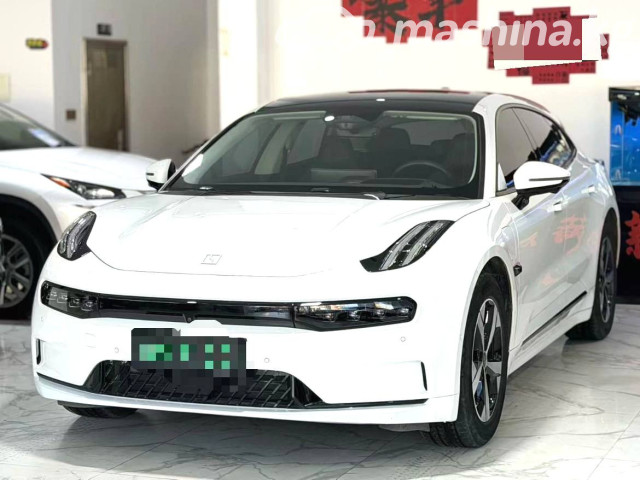 Zeekr 001