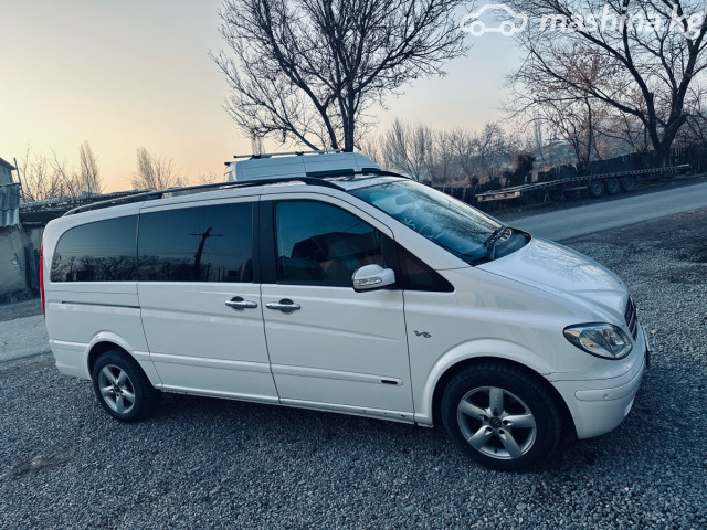 Mercedes-Benz Viano