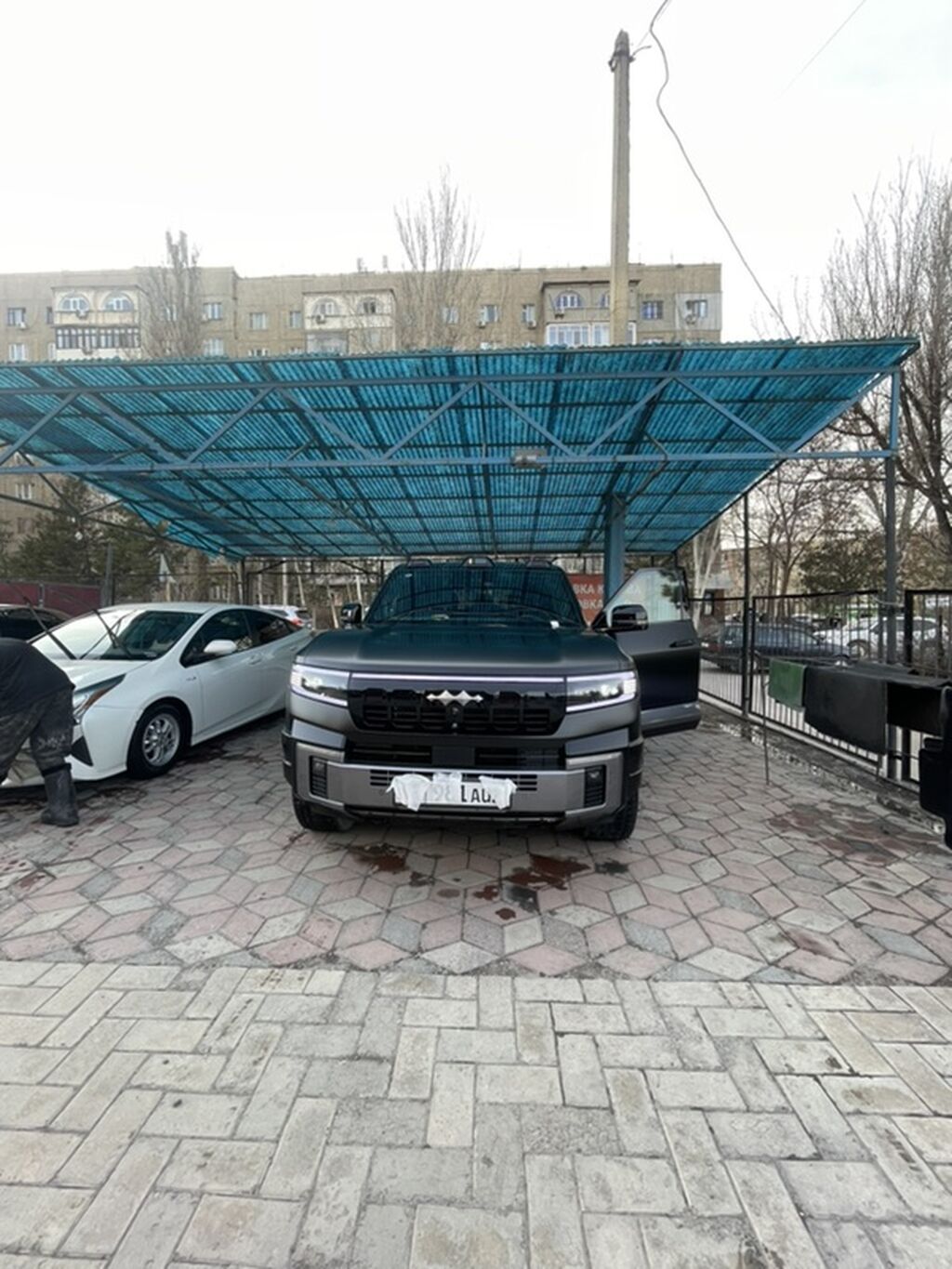 BYD FangChengBao Leopard 8