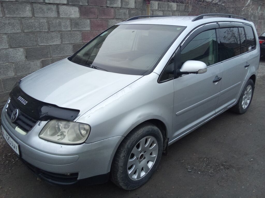 Volkswagen Touran