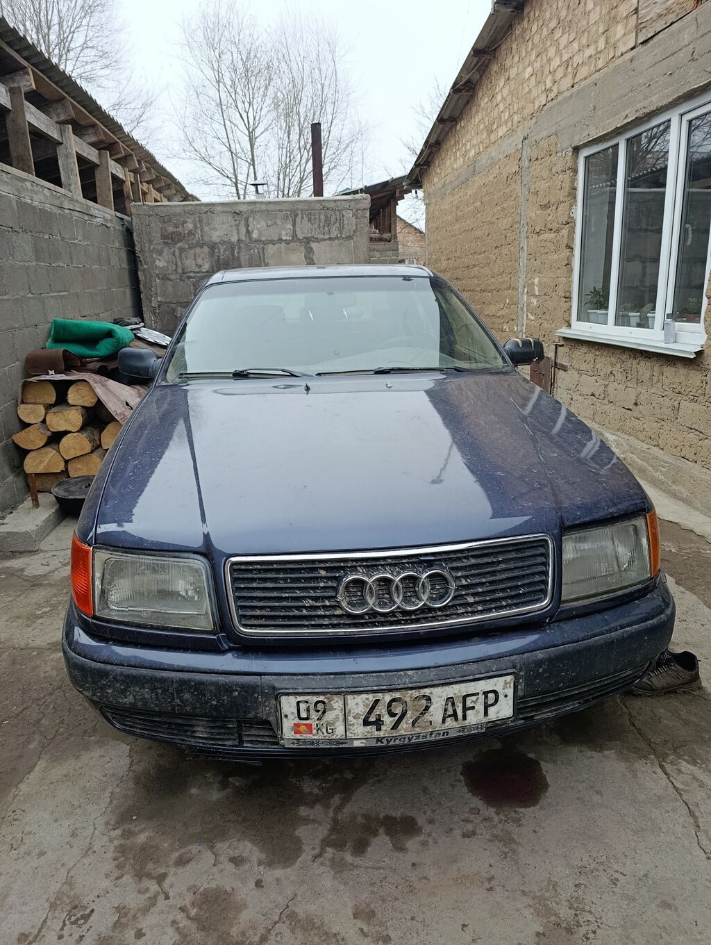 Audi 100