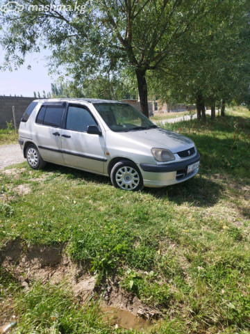 Toyota Raum