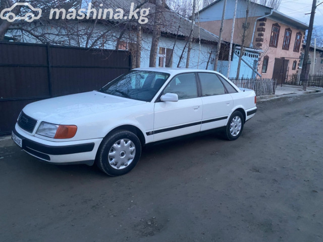 Audi 100