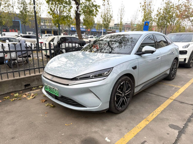 BYD Qin L