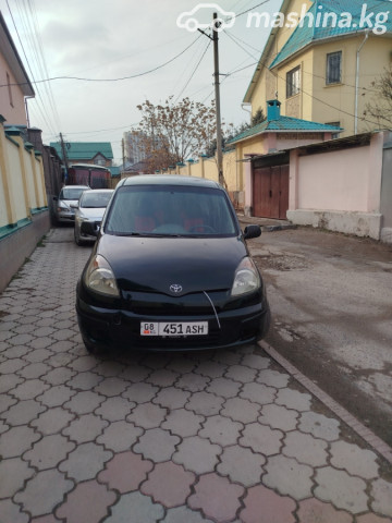Toyota Yaris Verso