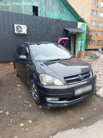 Toyota Ipsum