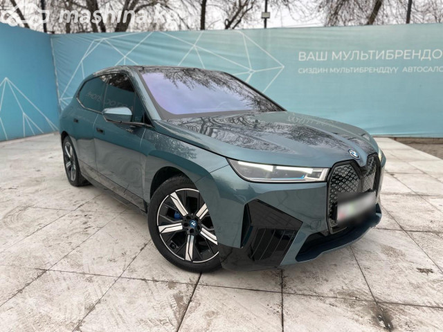 BMW iX