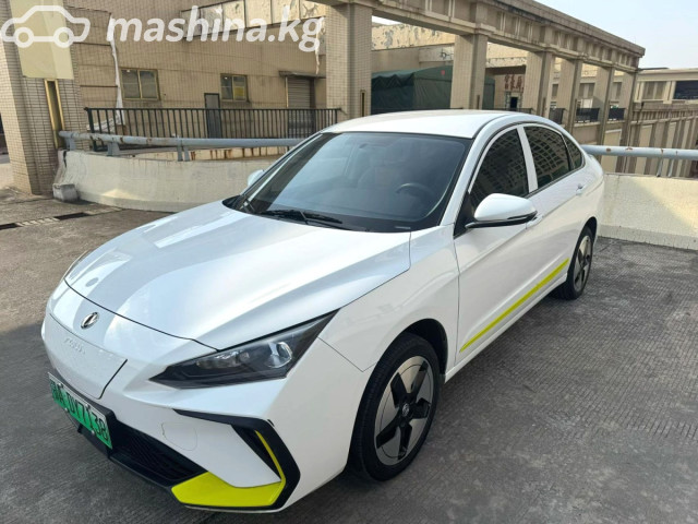 Dongfeng Aeolus E70