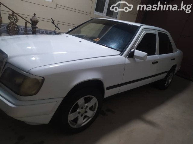 Mercedes-Benz W124