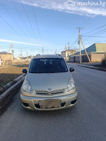 Toyota Yaris Verso