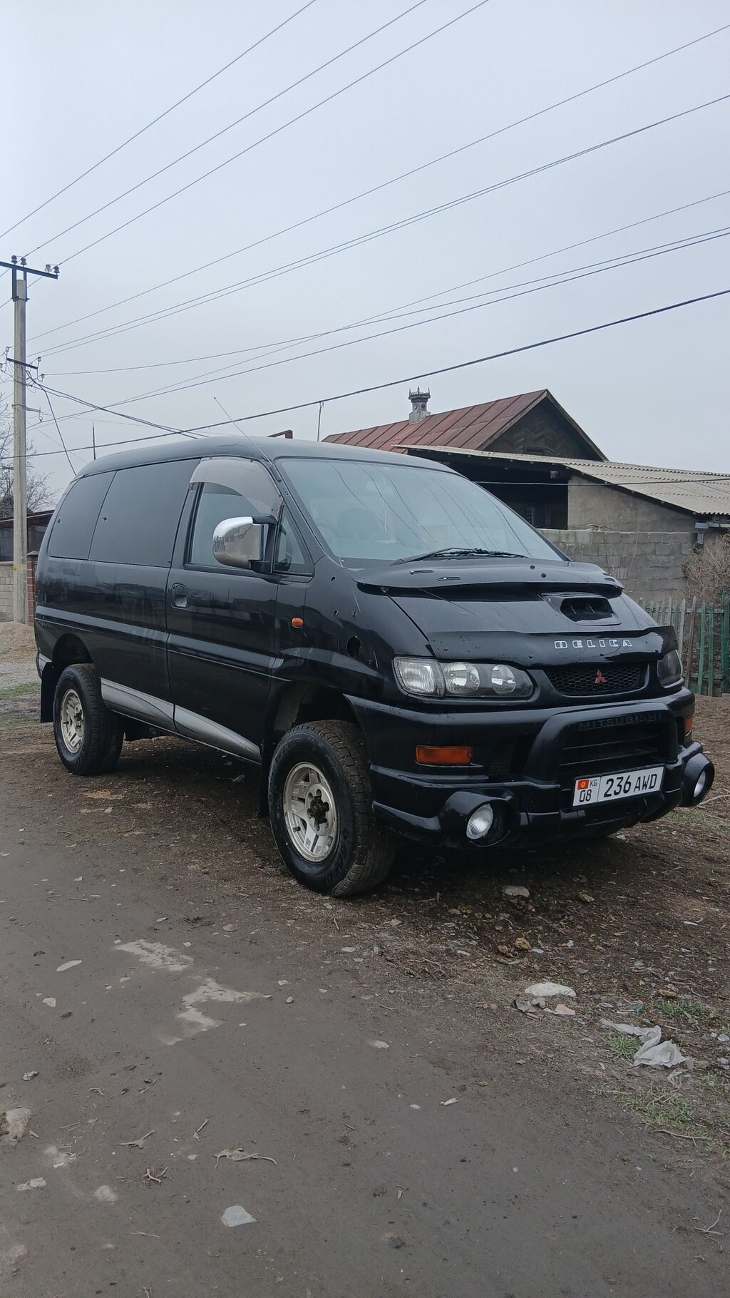Mitsubishi Delica