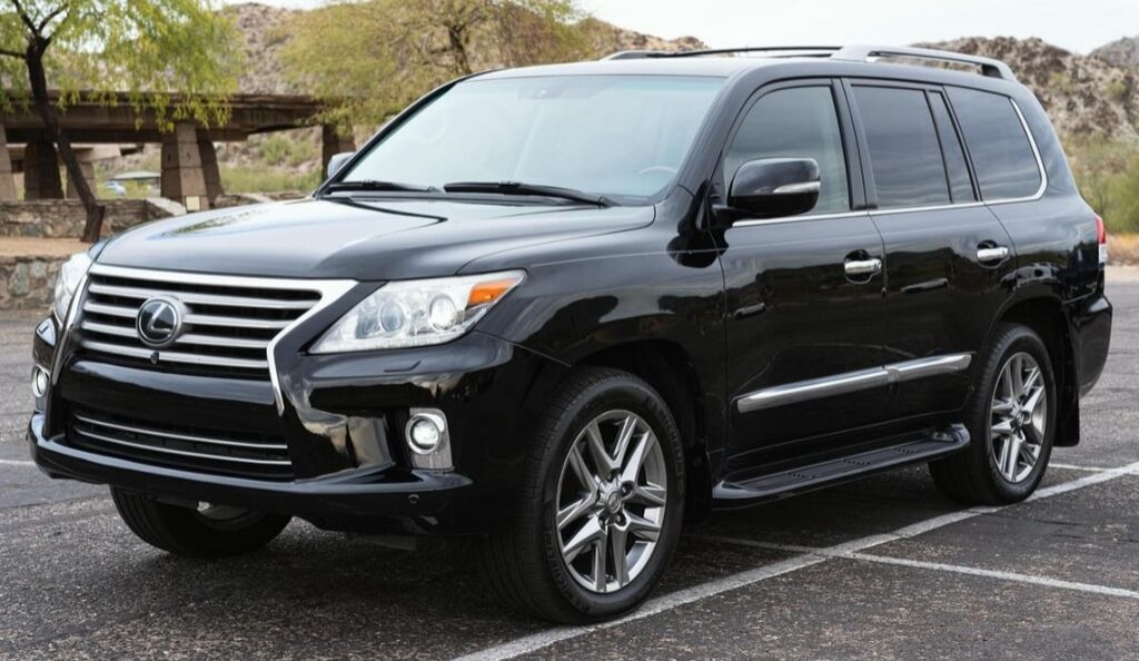 Lexus LX