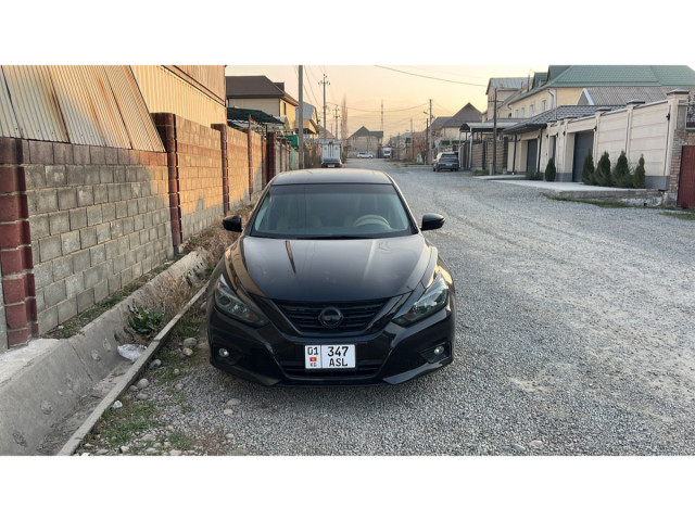 Nissan Teana