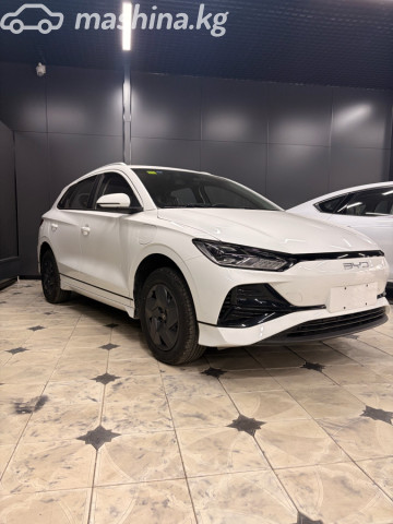 BYD E2