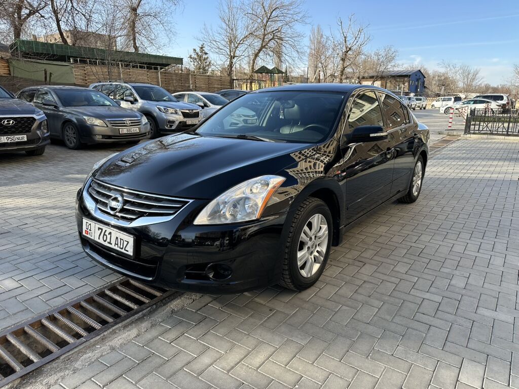 Nissan Altima