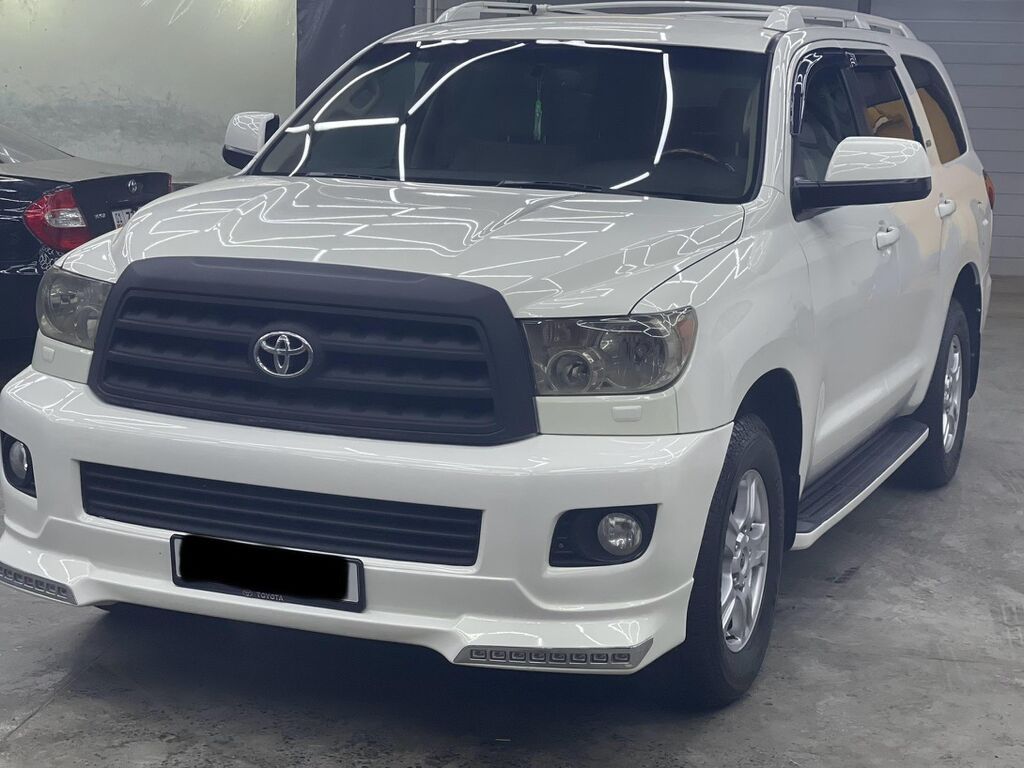 Toyota Sequoia