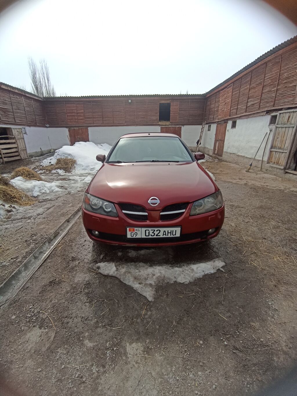 Nissan Almera