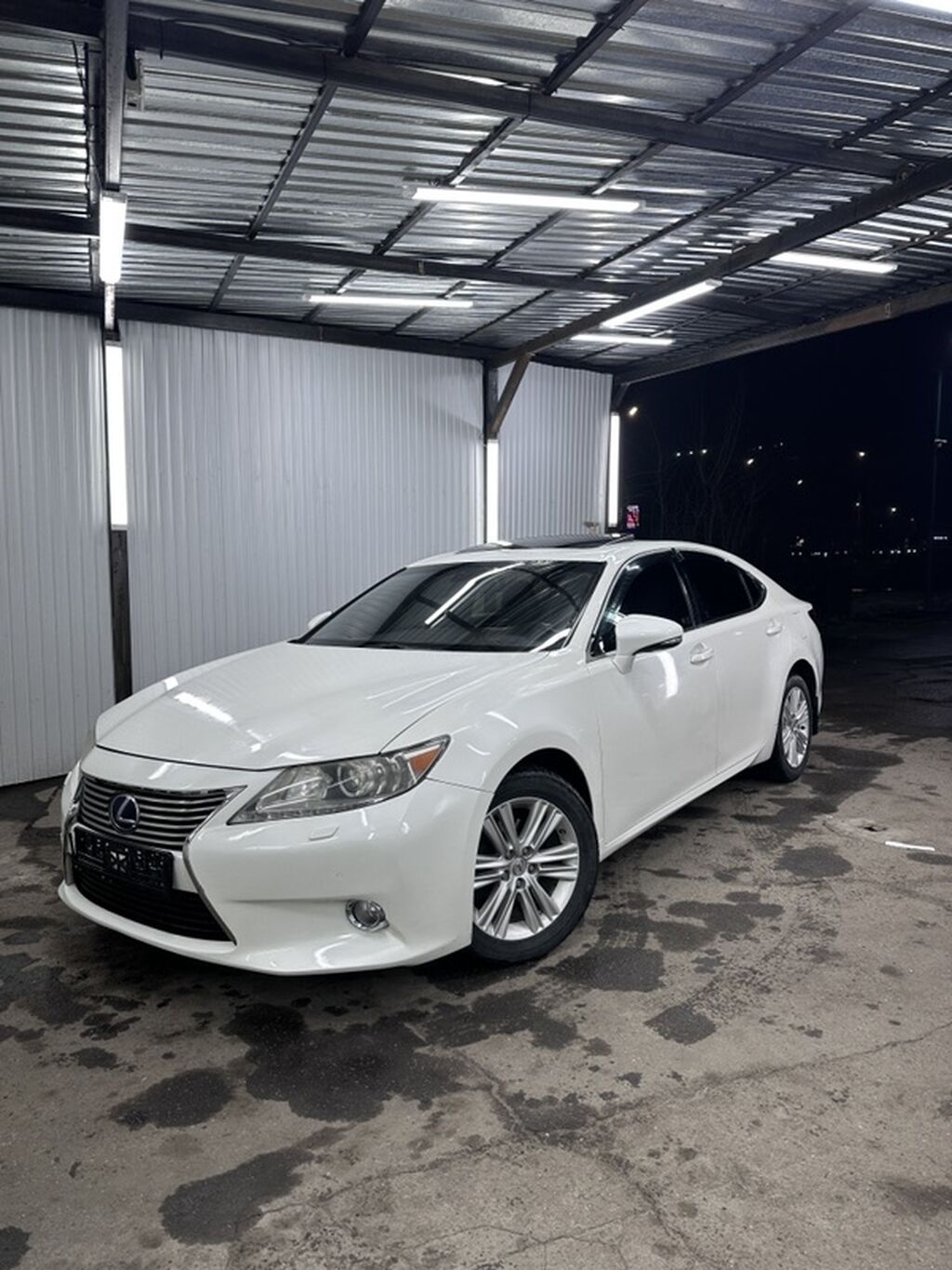 Lexus ES