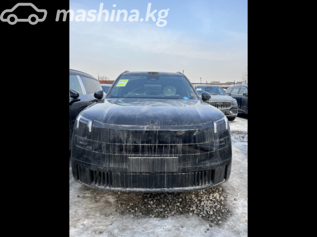 Lynk &amp; Co 900