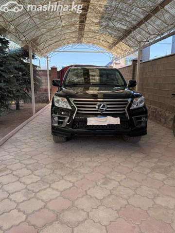 Lexus LX