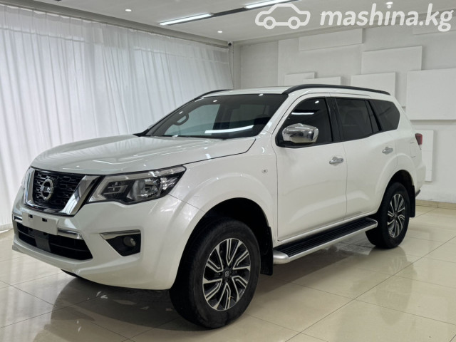 Nissan Terra