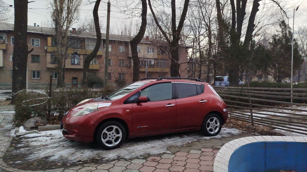 Nissan Leaf