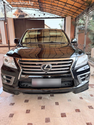 Lexus LX