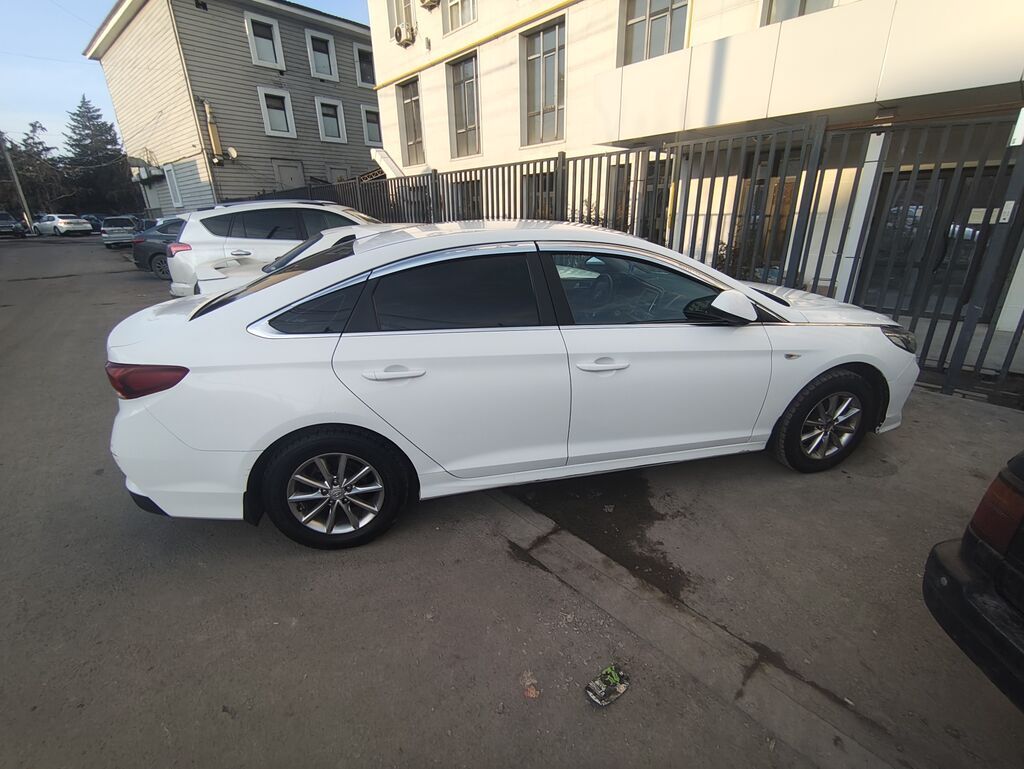 Машина на аренду Хюндай соната Нурайс