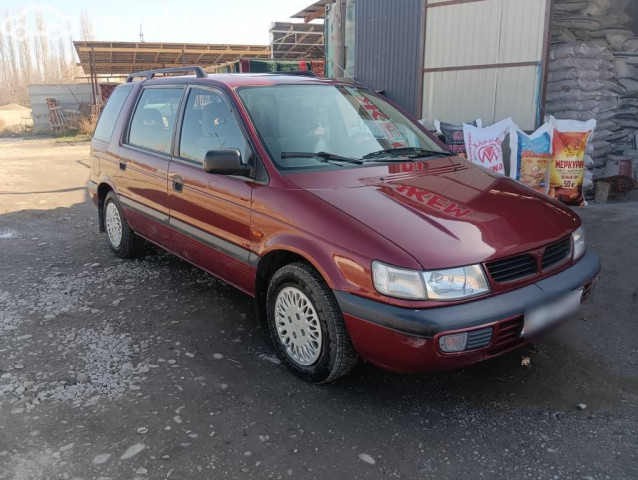 Mitsubishi Space Wagon