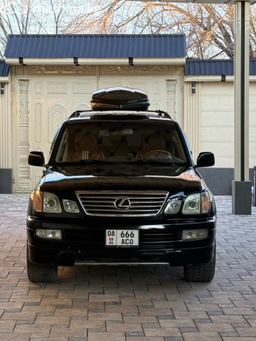 Lexus LX