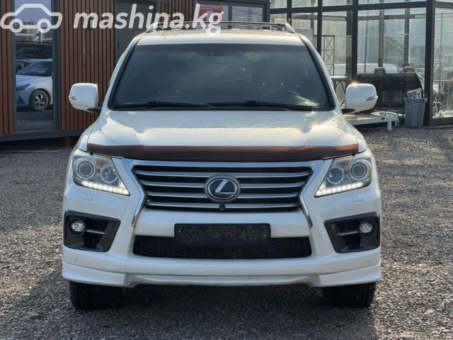 Lexus LX