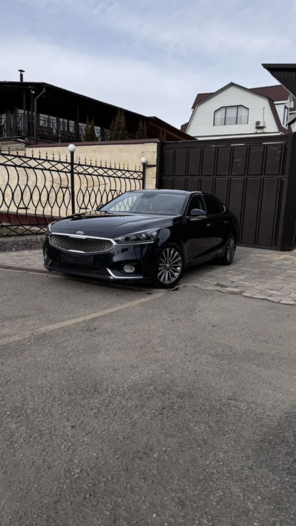 Kia Cadenza