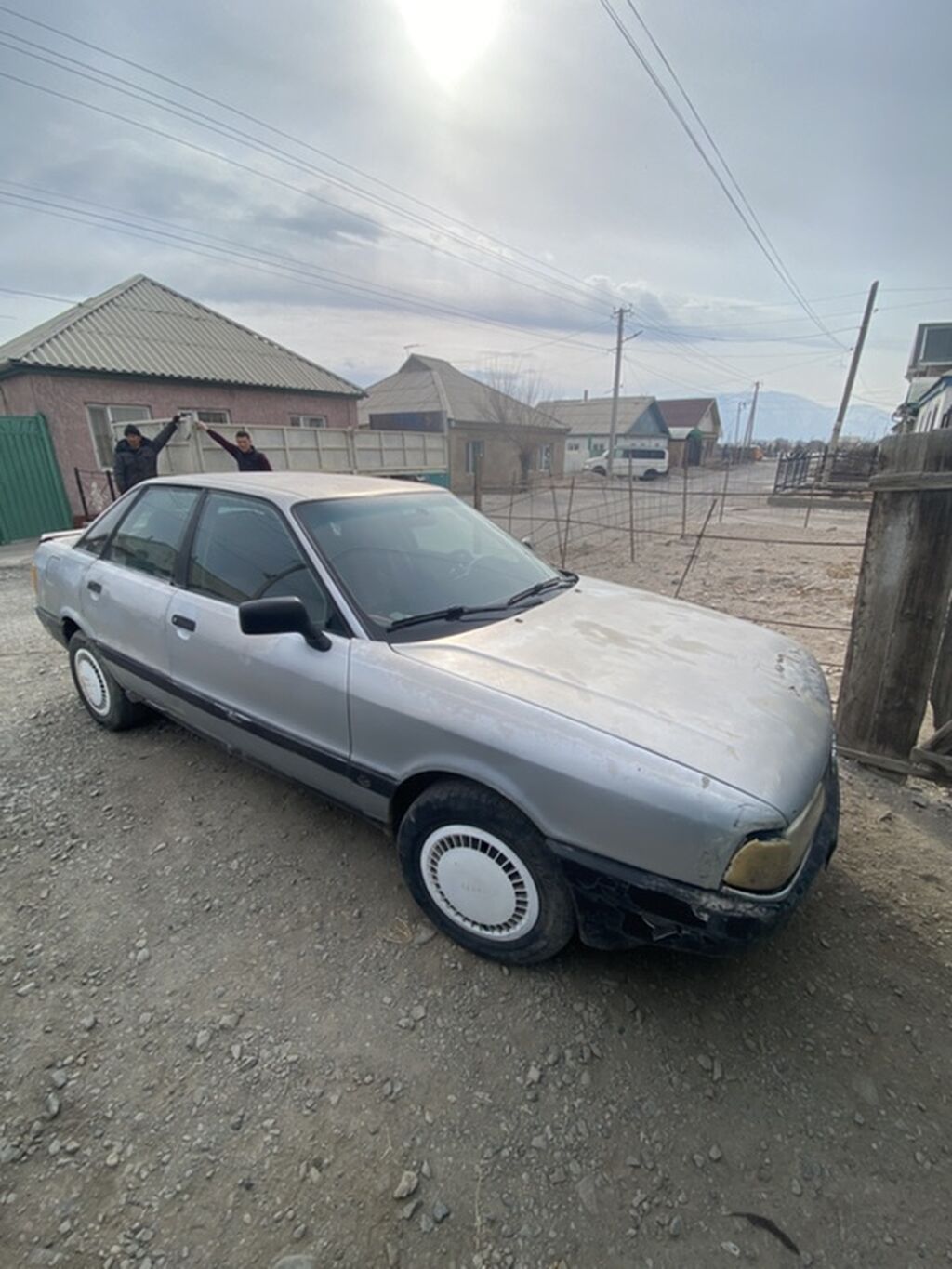 Audi 80