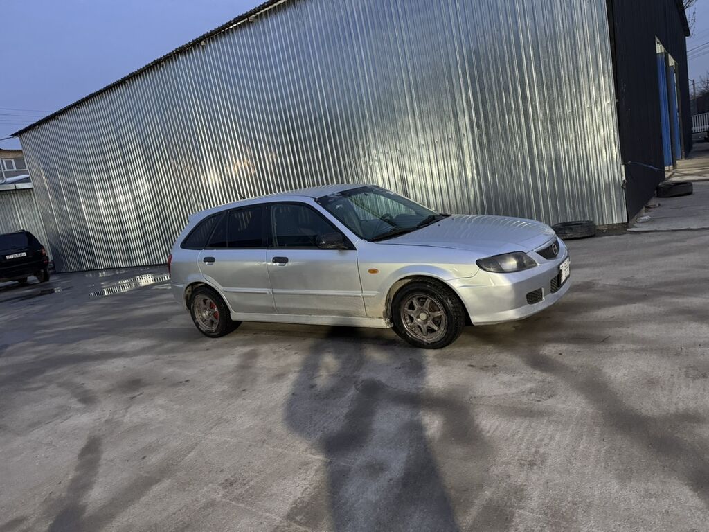 Mazda 323