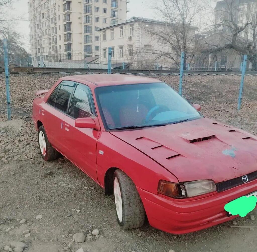 Mazda 323