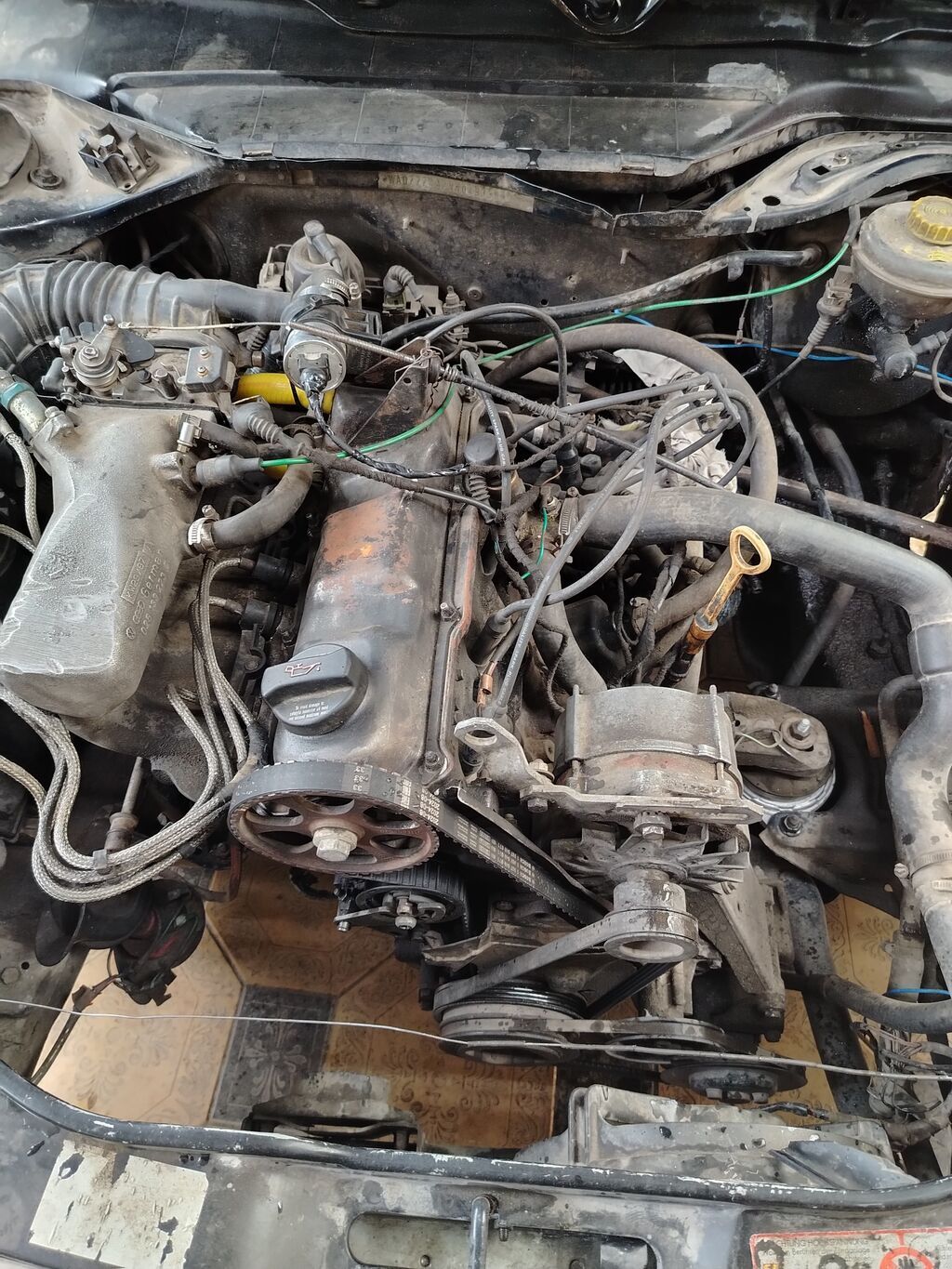 Audi 100