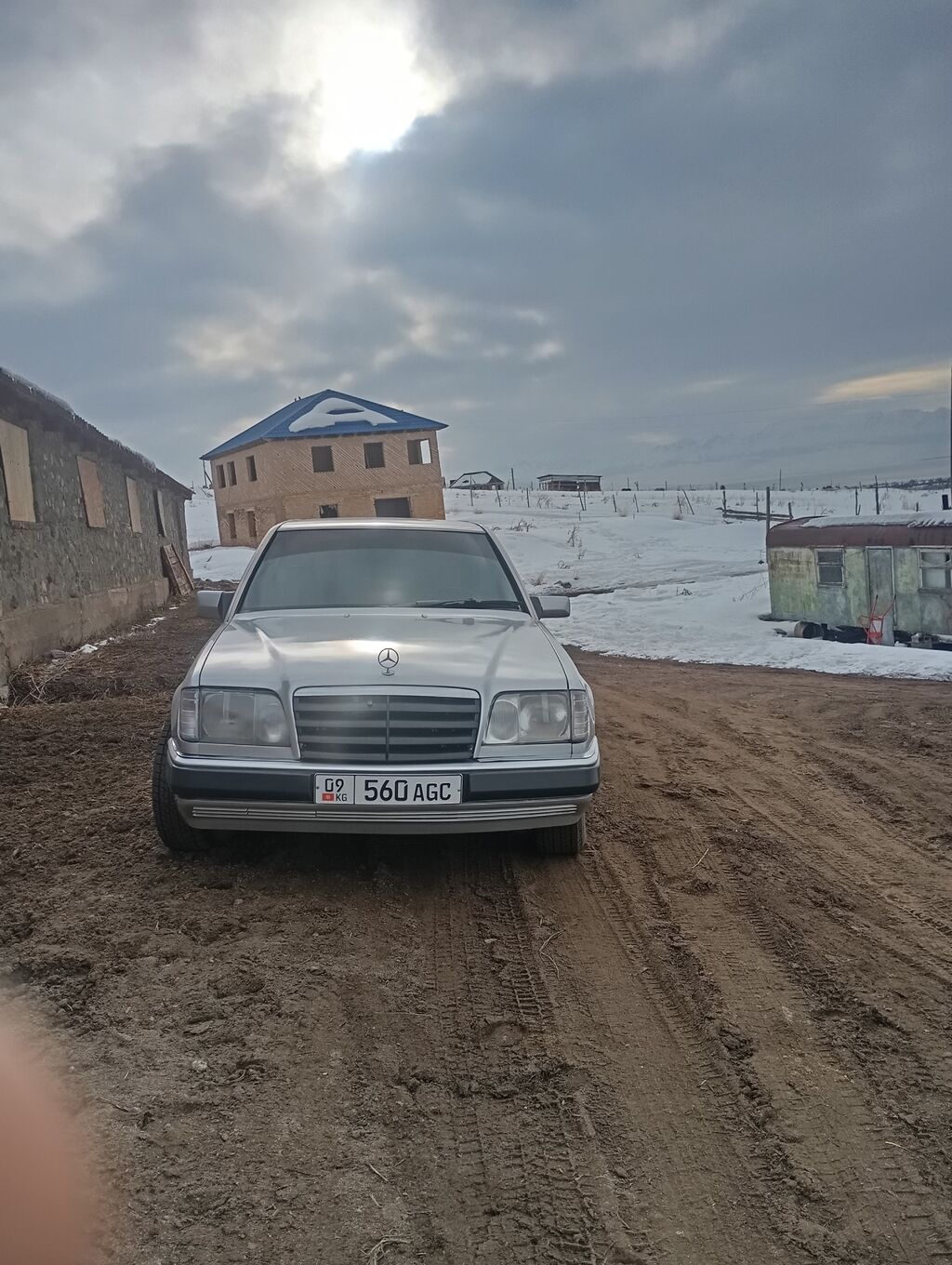 Mercedes-Benz W124