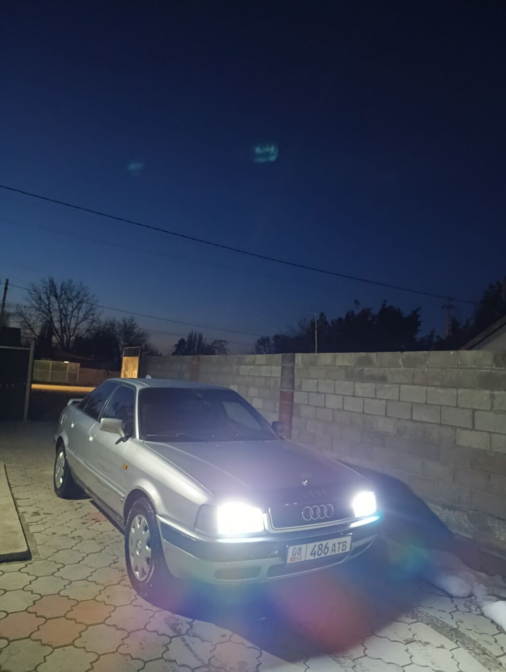 Audi 80