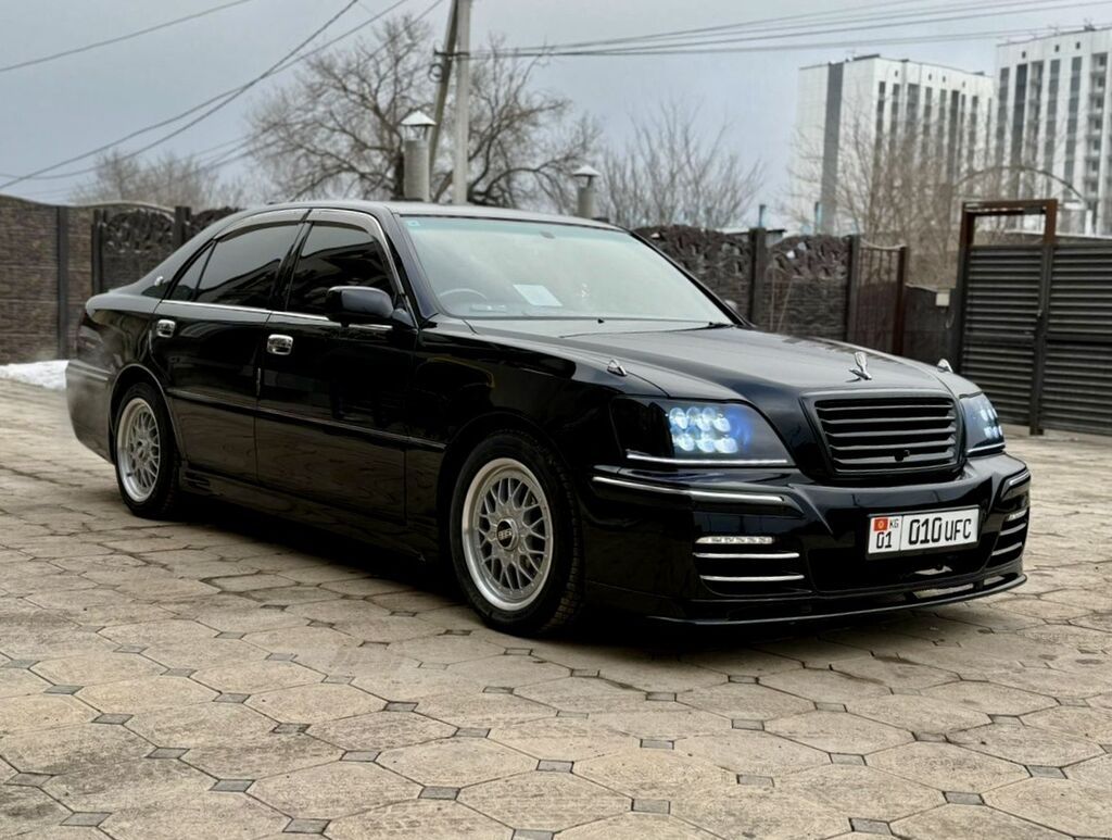 Toyota Crown Majesta