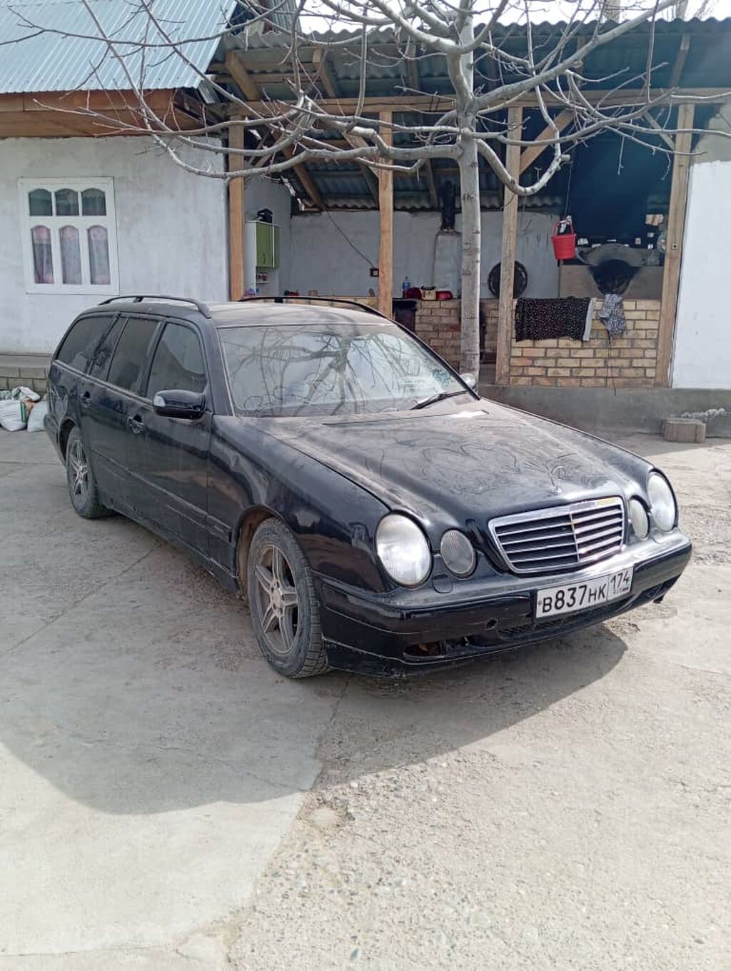 Mercedes-Benz 220