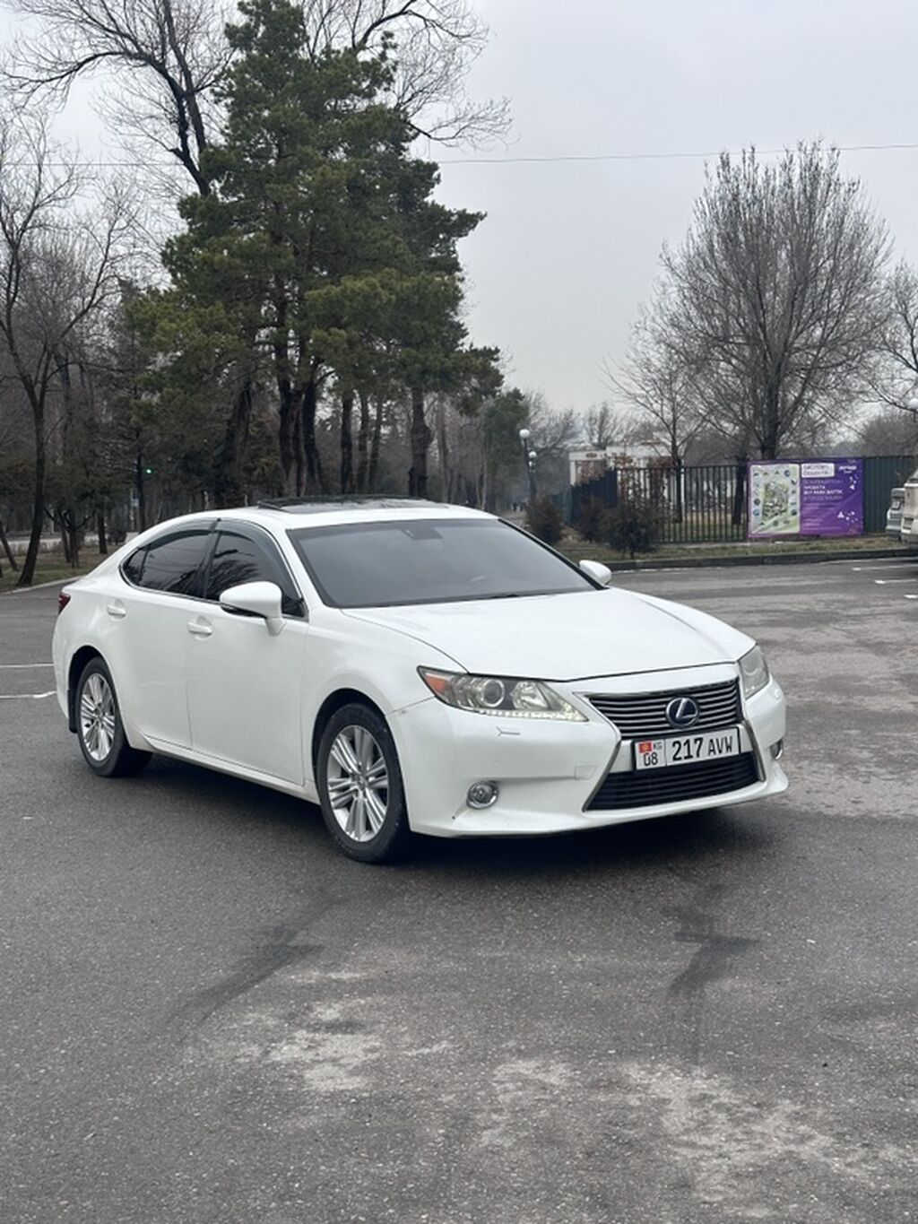 Lexus ES