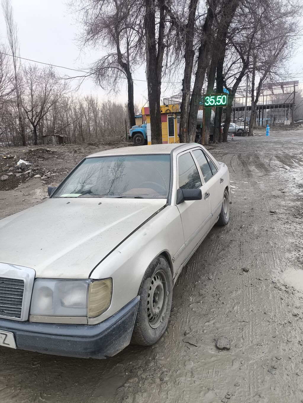 Mercedes-Benz W124
