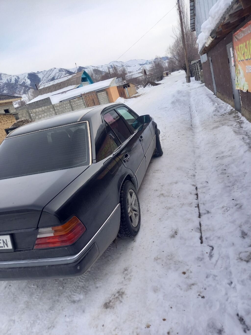 Mercedes-Benz 220